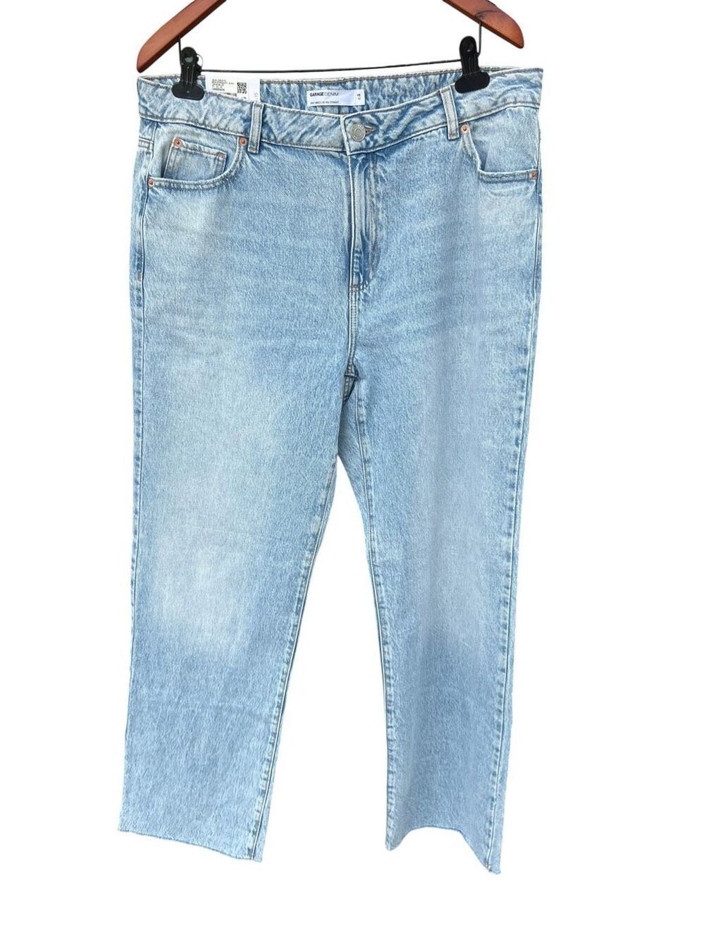 Garage Droit Annees 90’s straight leg woman’s 15 denim jeans raw hem light wash